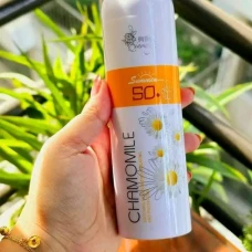 𝘾𝙝𝙖𝙢𝙤𝙢𝙞𝙡𝙚 𝙒 𝙝 𝙞 𝙩 𝙚 𝙣 𝙞 𝙣 𝙜 𝙎𝙪𝙣𝙨𝙘𝙧𝙚𝙚𝙣 𝙎𝙥𝙧𝙖𝙮- 200 ml